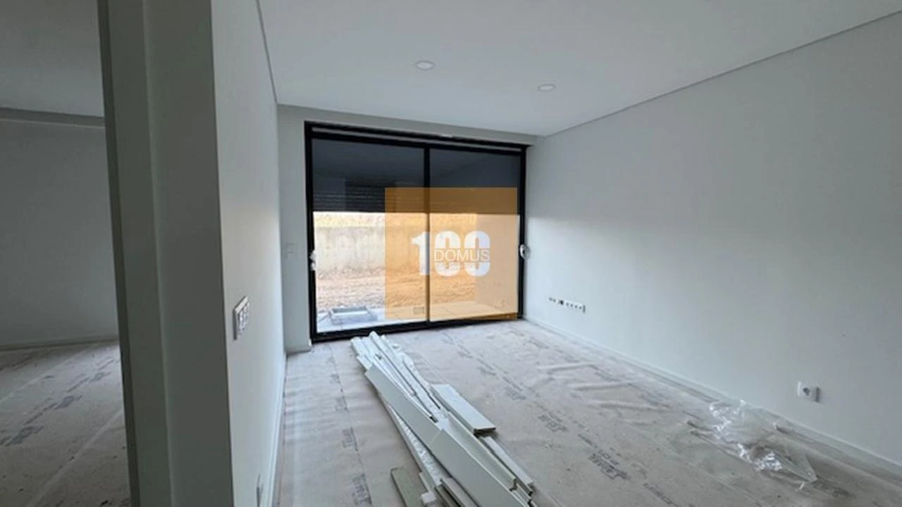 Apartamento T1 para Venda em São Mamede de Infesta e Senhora da Hora Foto 4