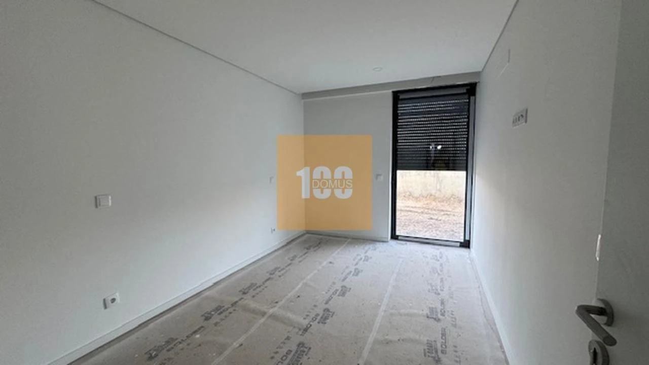 Apartamento T1 para Venda em São Mamede de Infesta e Senhora da Hora Foto 12