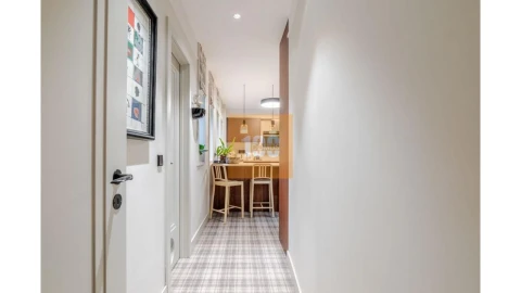 Apartamento T4 para Venda em Lordelo do Ouro e Massarelos