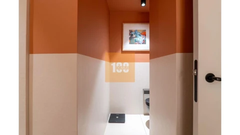 Apartamento T4 para Venda em Lordelo do Ouro e Massarelos