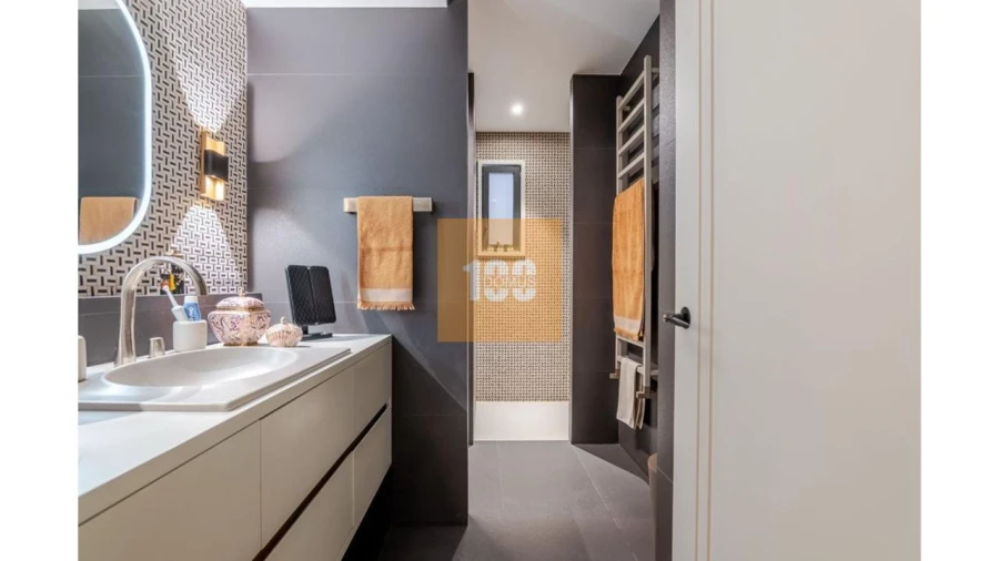 Apartamento T4 para Venda em Lordelo do Ouro e Massarelos Foto 40