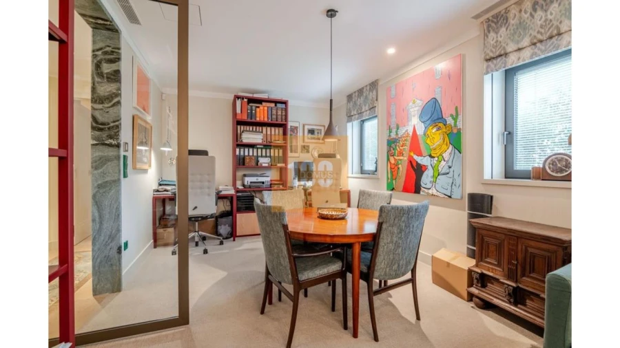 Apartamento T4 para Venda em Lordelo do Ouro e Massarelos Foto 23