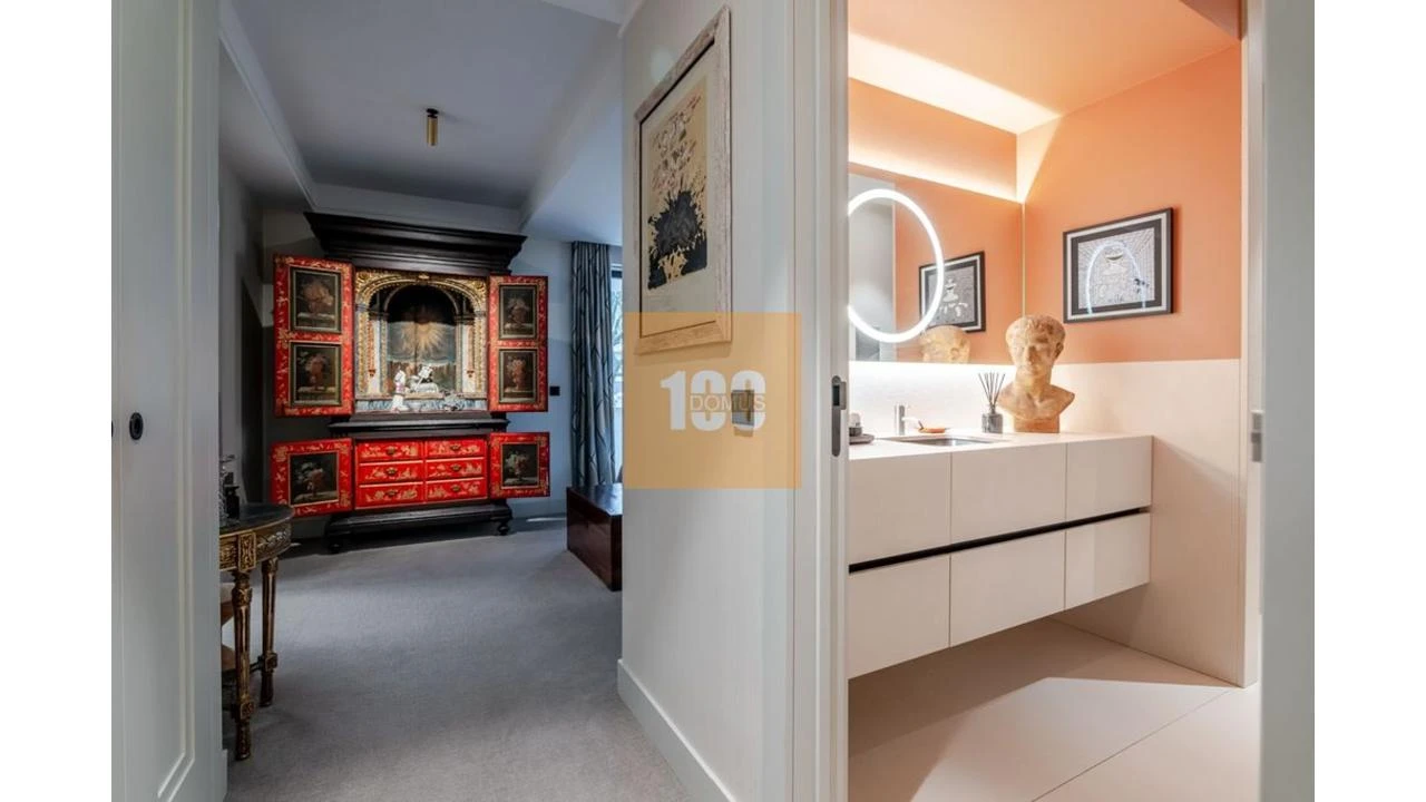 Apartamento T4 para Venda em Lordelo do Ouro e Massarelos Foto 27