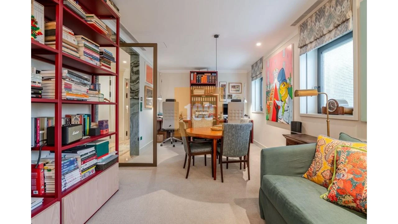 Apartamento T4 para Venda em Lordelo do Ouro e Massarelos Foto 24