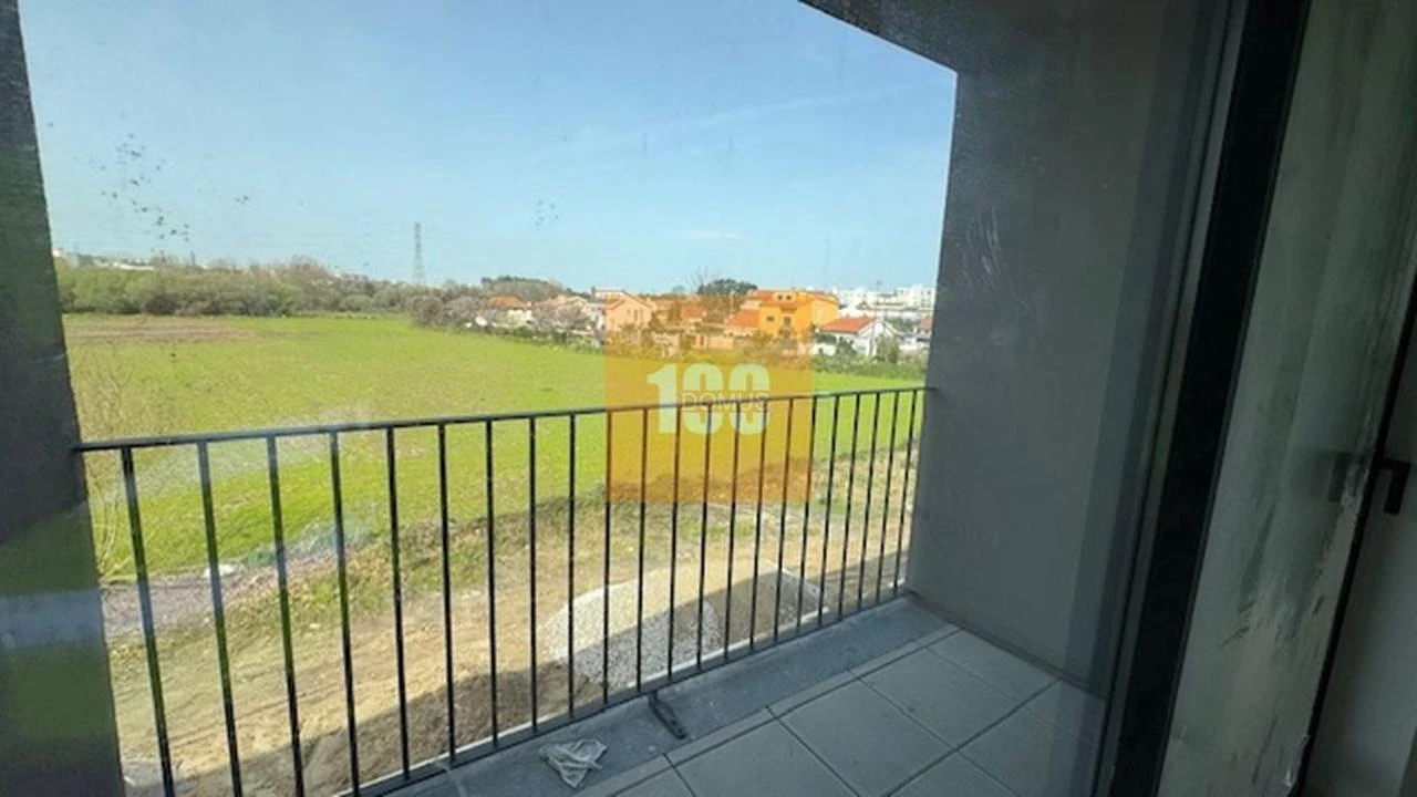 Apartamento T1 para Venda em São Mamede de Infesta e Senhora da Hora Foto 2