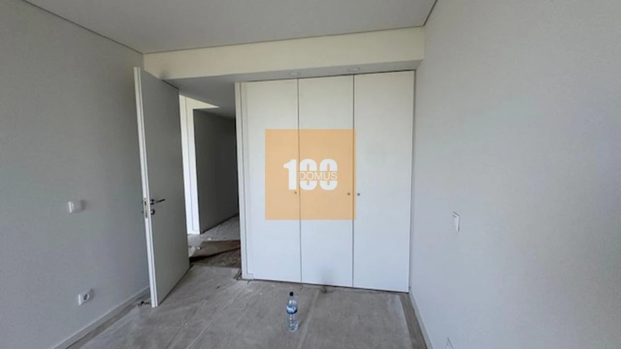 Apartamento T1 para Venda em São Mamede de Infesta e Senhora da Hora Foto 12