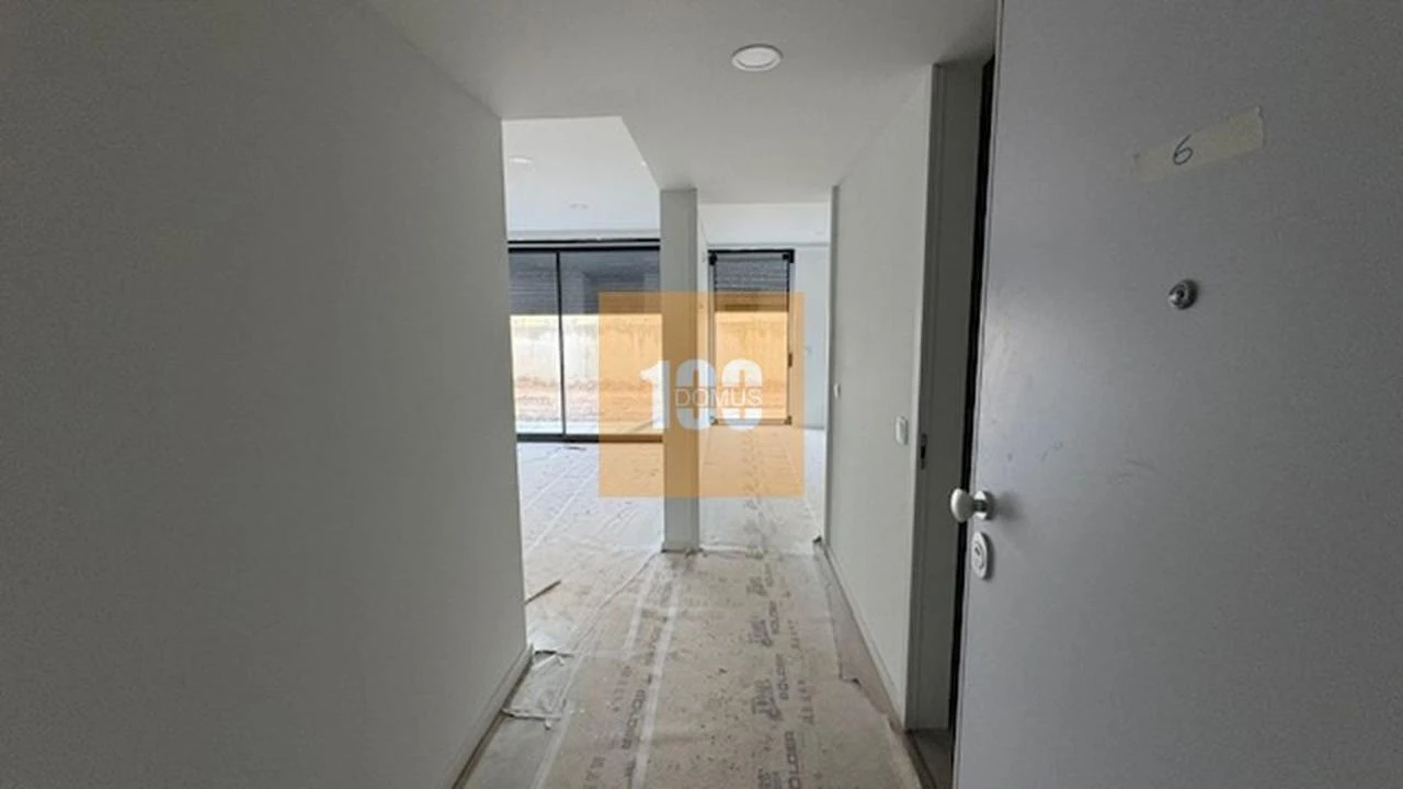 Apartamento T1 para Venda em São Mamede de Infesta e Senhora da Hora Foto 2