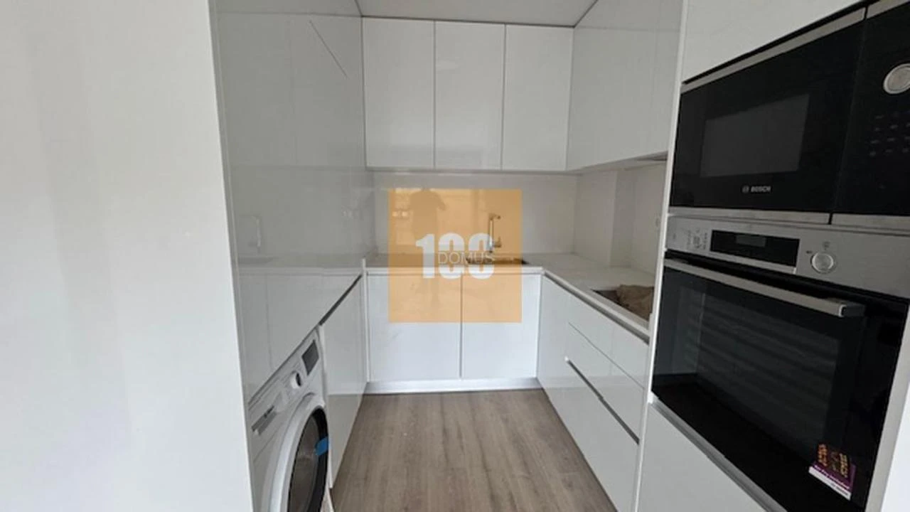 Apartamento T1 para Venda em São Mamede de Infesta e Senhora da Hora Foto 5