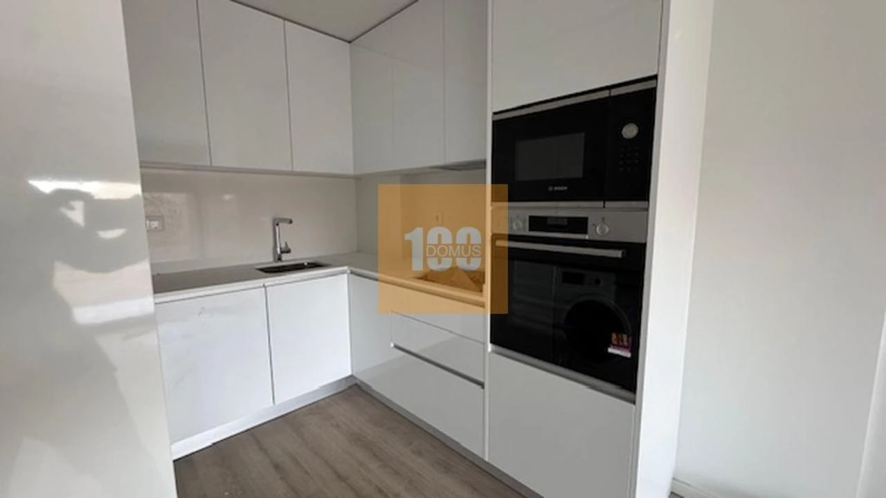 Apartamento T1 para Venda em São Mamede de Infesta e Senhora da Hora Foto 6