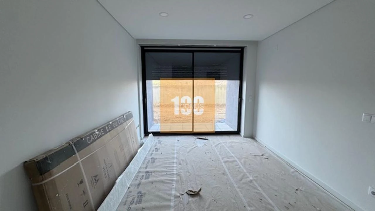 Apartamento T1 para Venda em São Mamede de Infesta e Senhora da Hora Foto 8