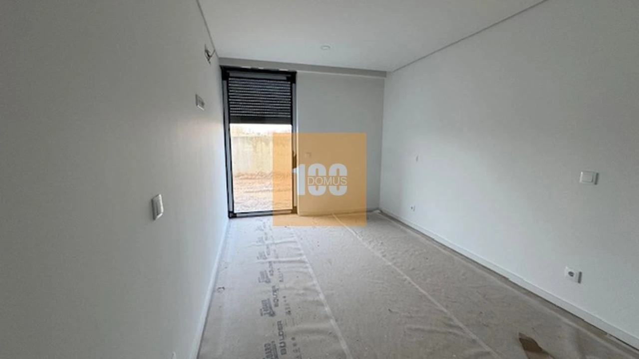 Apartamento T1 para Venda em São Mamede de Infesta e Senhora da Hora Foto 12