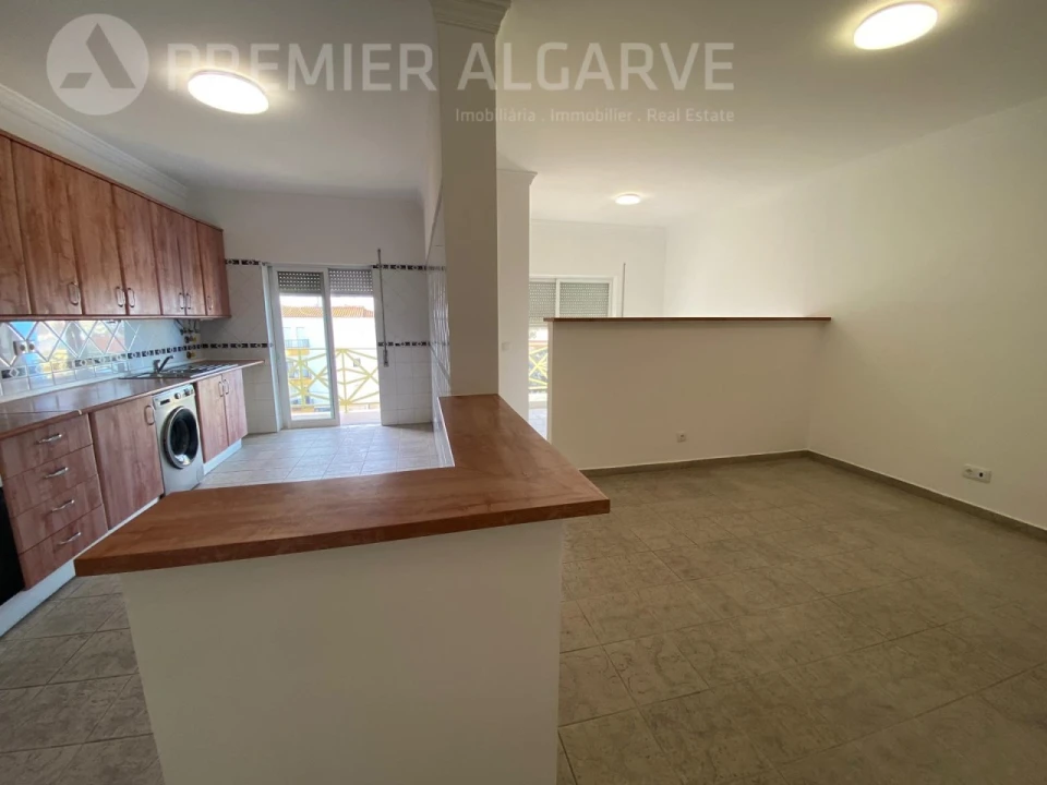 Apartamento T1 para Venda em Almancil Foto 2