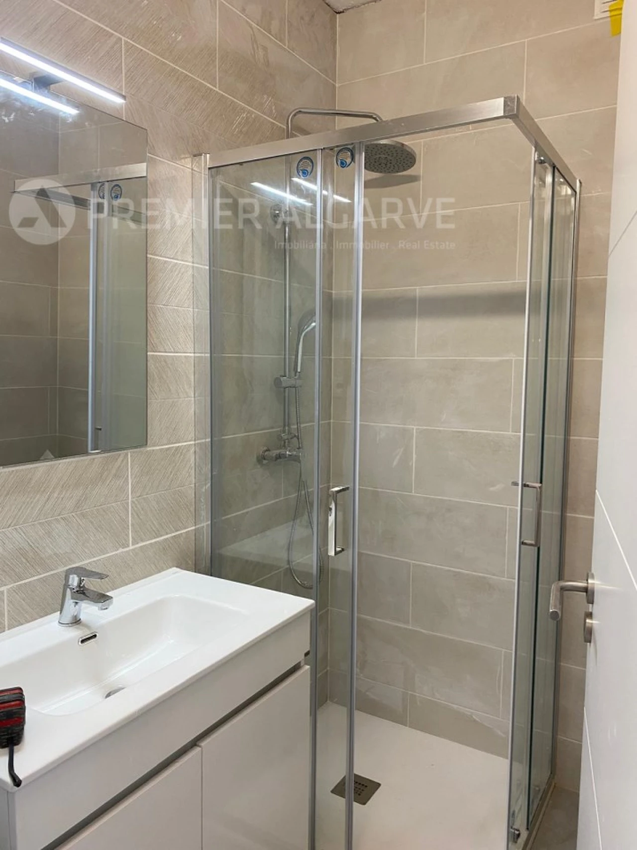 Apartamento T1 para Venda em Almancil Foto 7