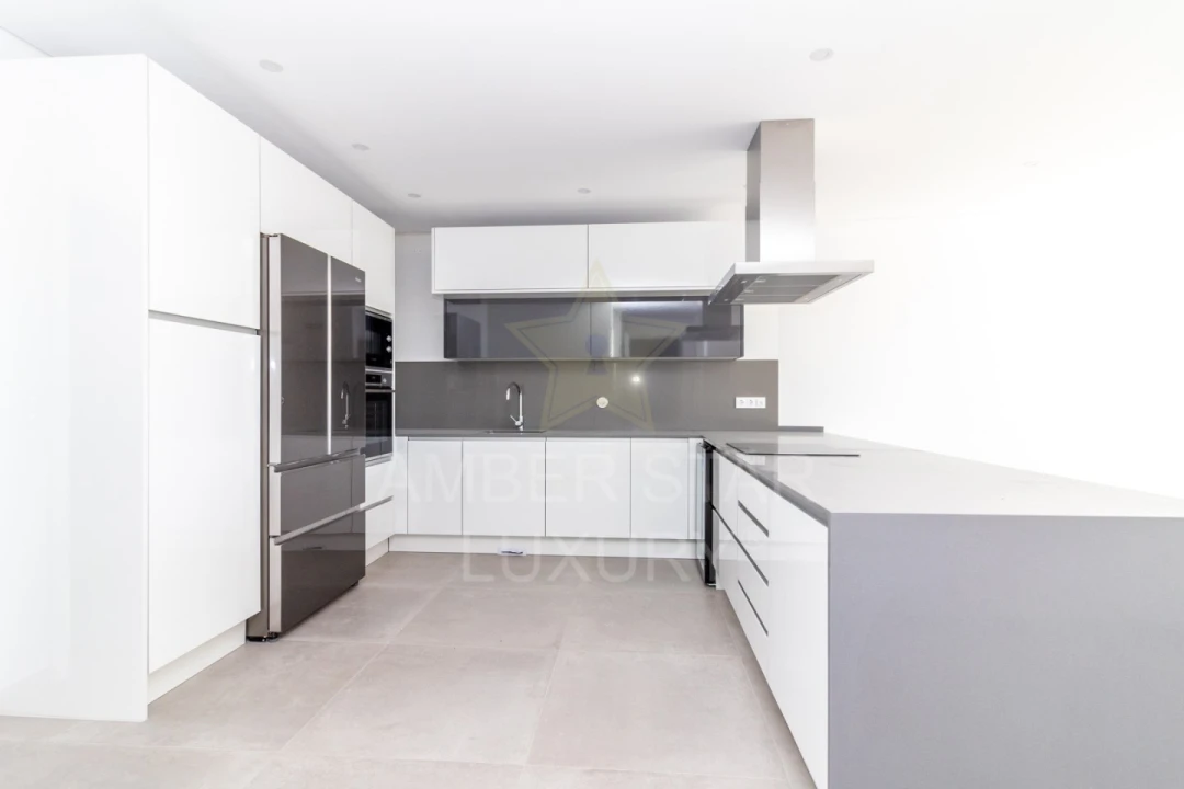 Apartamento T3 para Venda em Loule (São Sebastião) Foto 1