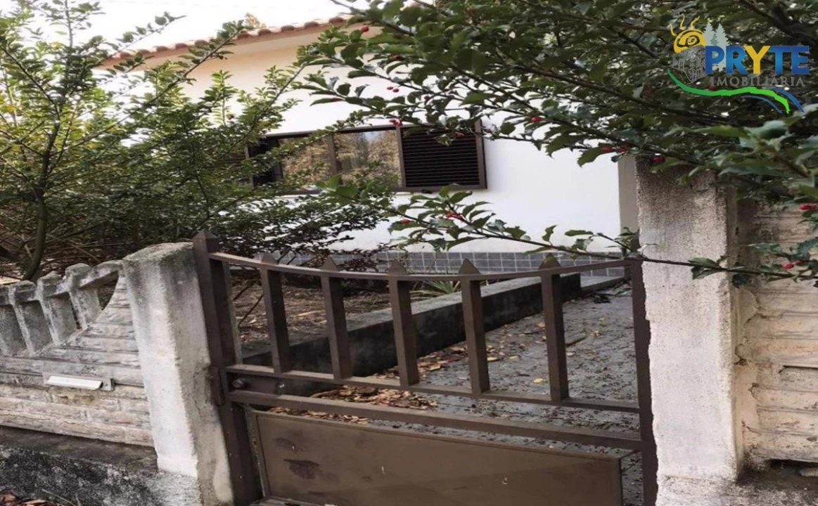 Moradia T3 para Venda em Pedrogão Pequeno Foto 3