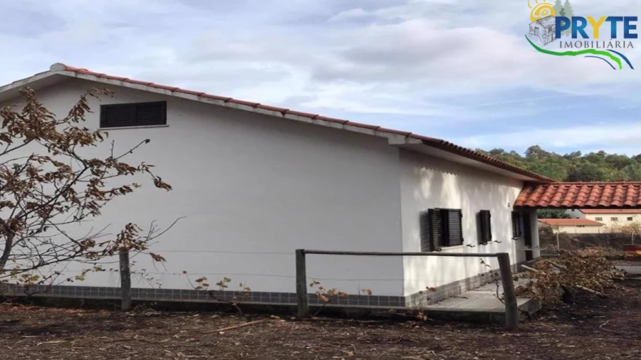 Moradia T3 para Venda em Pedrogão Pequeno