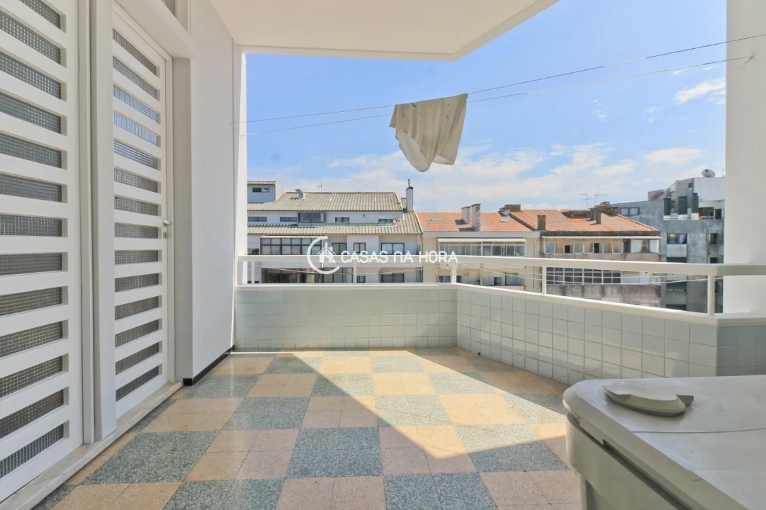 Apartamento T3 para Arrendamento em Bonfim Foto 2