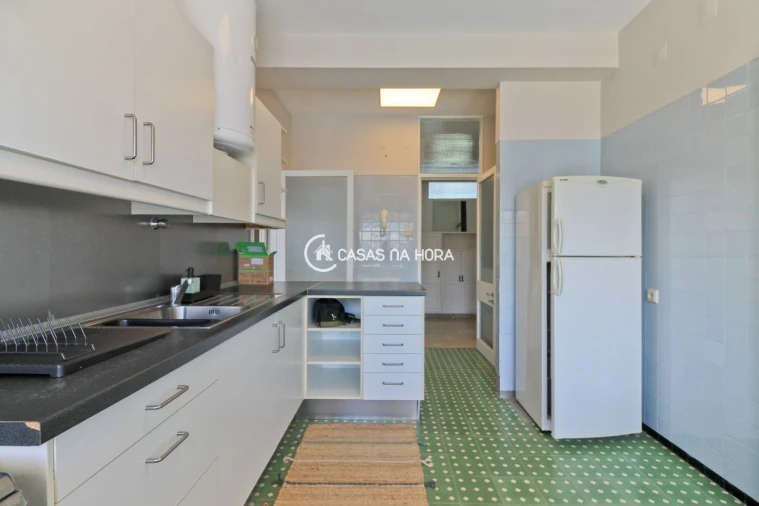 Apartamento T3 para Arrendamento em Bonfim Foto 3