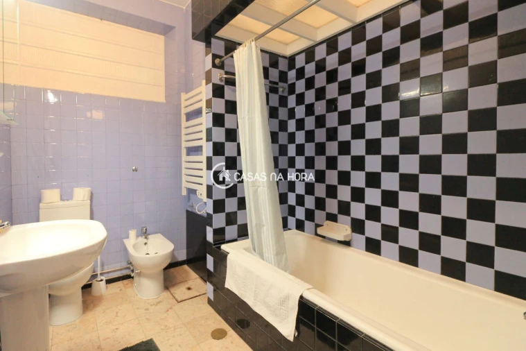 Apartamento T3 para Arrendamento em Bonfim Foto 14