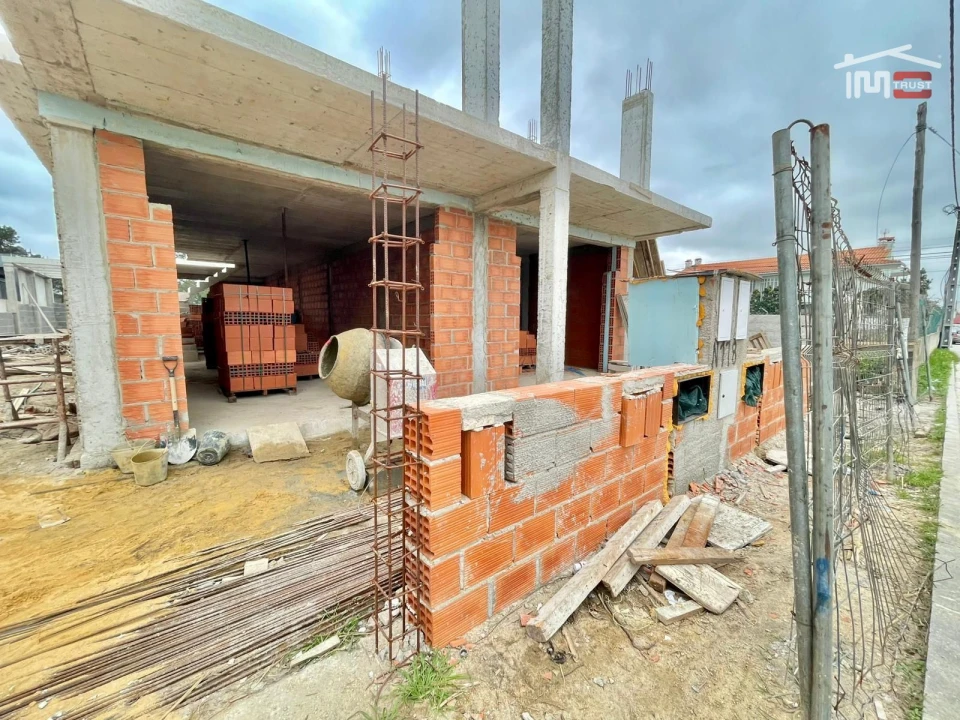 Moradia T3 para Venda em Fernao Ferro Foto 4
