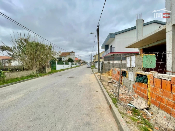 Moradia T3 para Venda em Fernao Ferro Foto 14