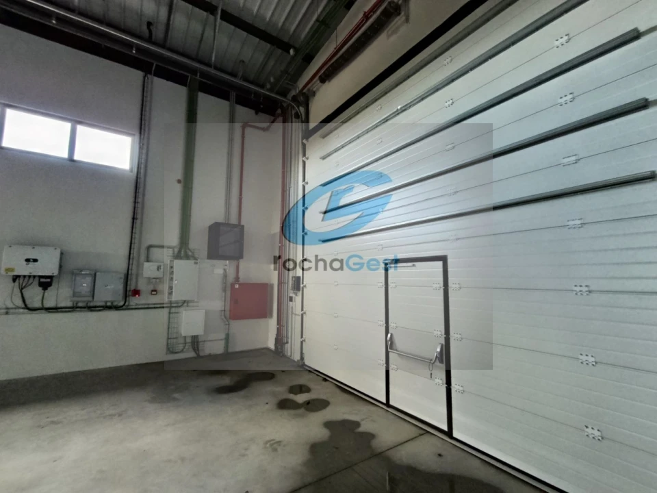 Armazém para Arrendamento em Vila Nova da Telha Foto 23