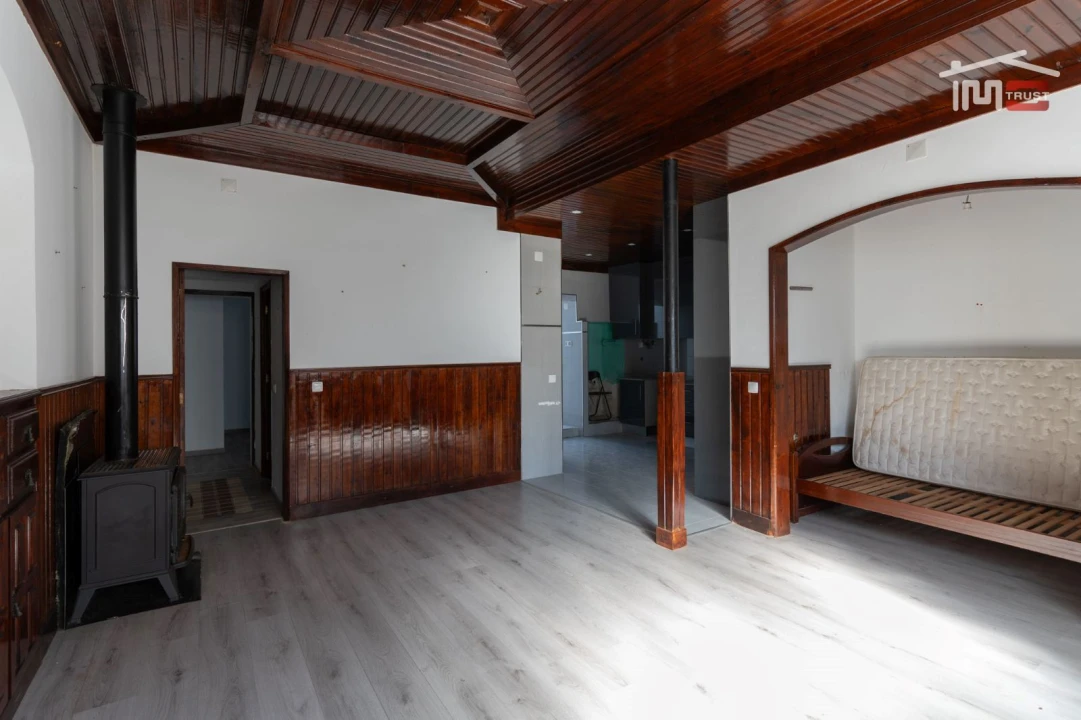 Moradia T3 para Venda em Alburitel Foto 4