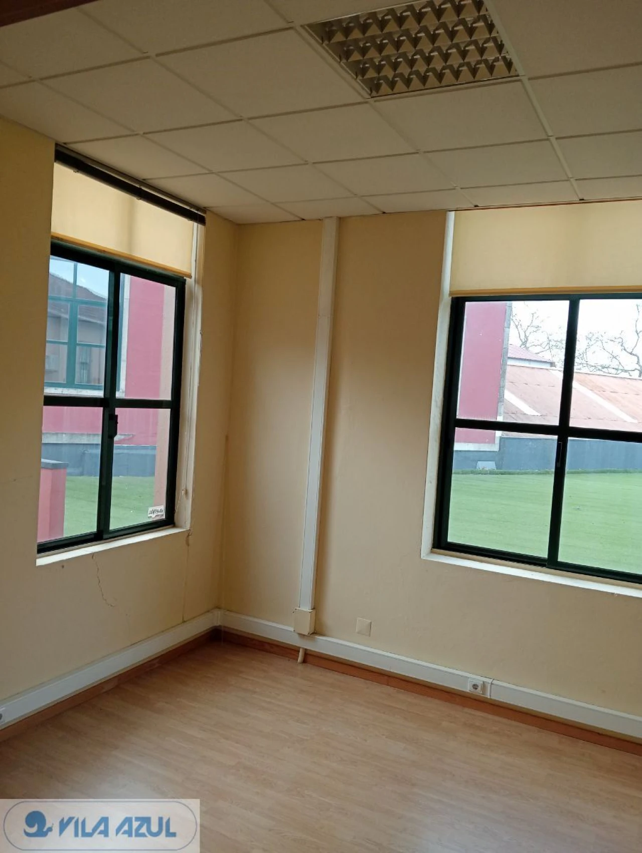 Escritório para Arrendamento em Paranhos Foto 6