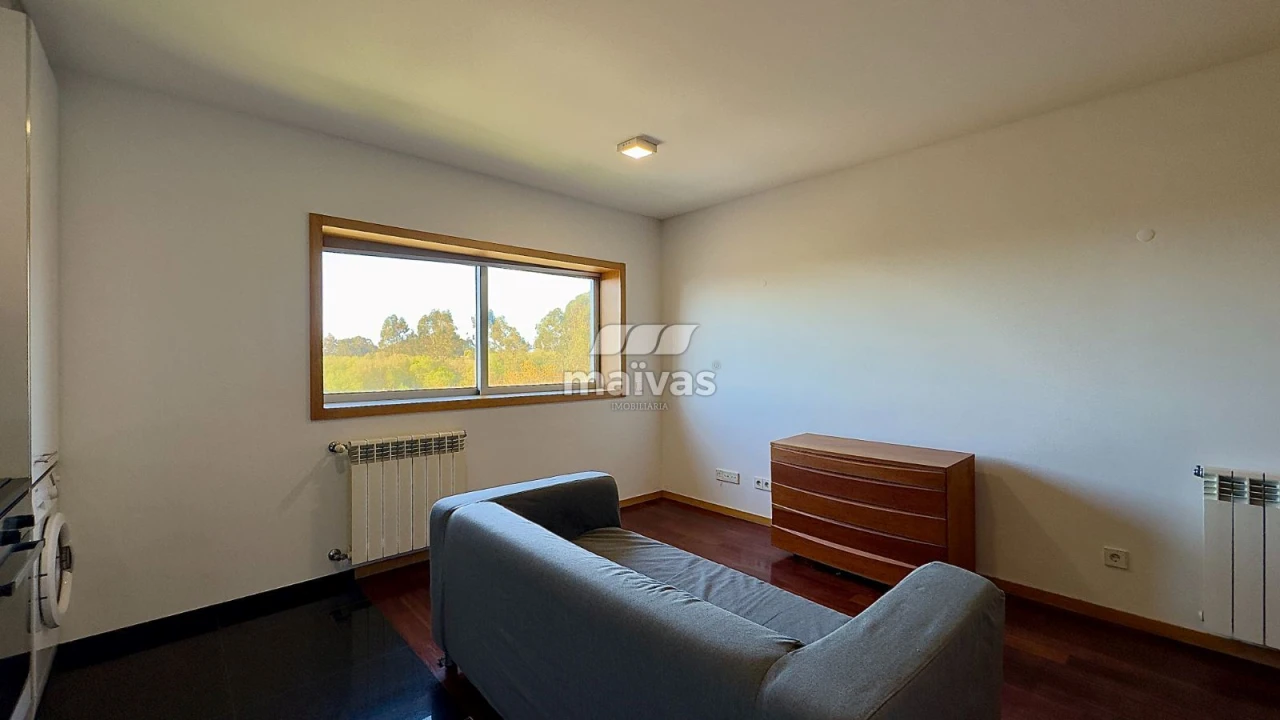 Apartamento T1 para Arrendamento em São Mamede de Infesta e Senhora da Hora Foto 8