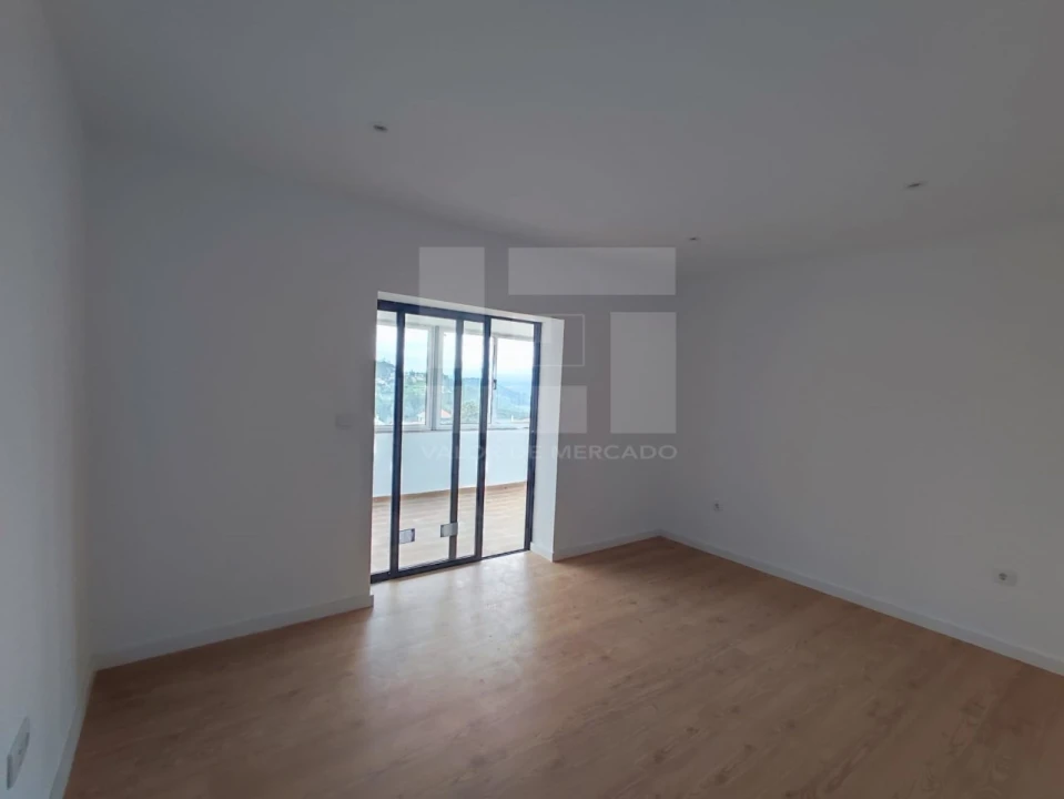 Apartamento T3 para Venda em Oliveira de Frades, Souto de Lafões e Sejães Foto 28