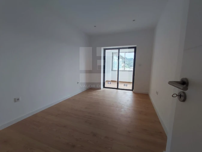 Apartamento T3 para Venda em Oliveira de Frades, Souto de Lafões e Sejães Foto 9