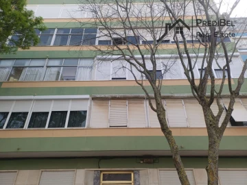 Apartamento T1 para Venda em Águas Livres