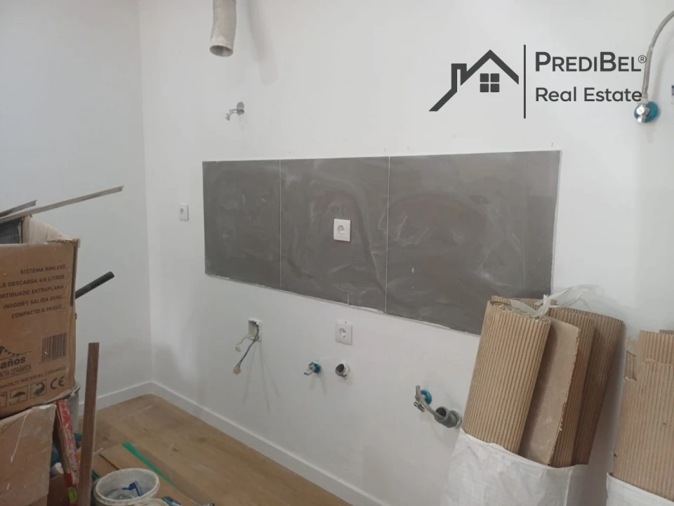 Apartamento T1 para Venda em Águas Livres Foto 8