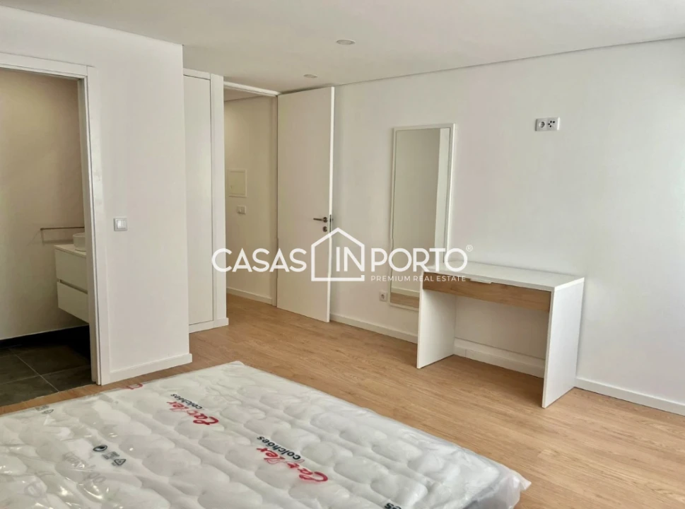 Moradia T2 para Venda em Cedofeita, Santo Ildefonso, Sé, Miragaia, São Nicolau e Vitória Foto 23