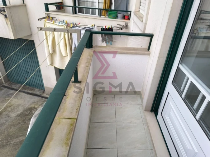 Apartamento T2 para Venda em Bombarral e Vale Covo Foto 40