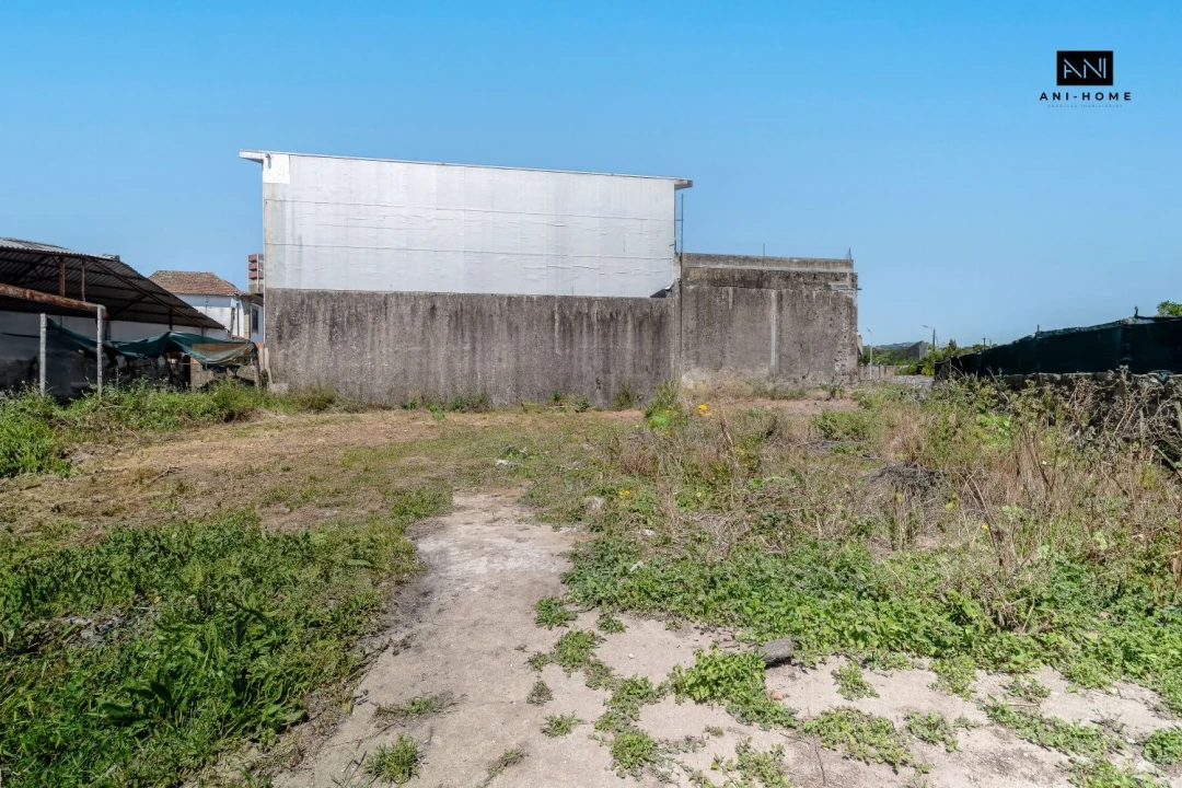 Moradia T4 para Venda em Vilar de Pinheiro Foto 6