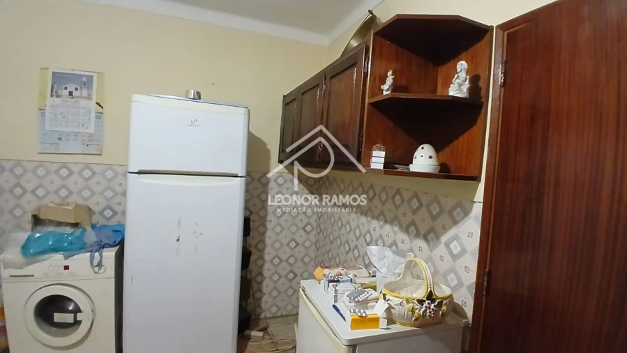 Moradia T3 para Venda em Escalos de Baixo e Mata Foto 4