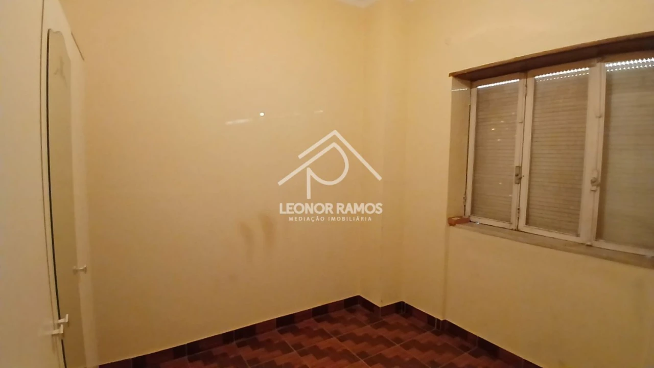 Moradia T3 para Venda em Escalos de Baixo e Mata Foto 9