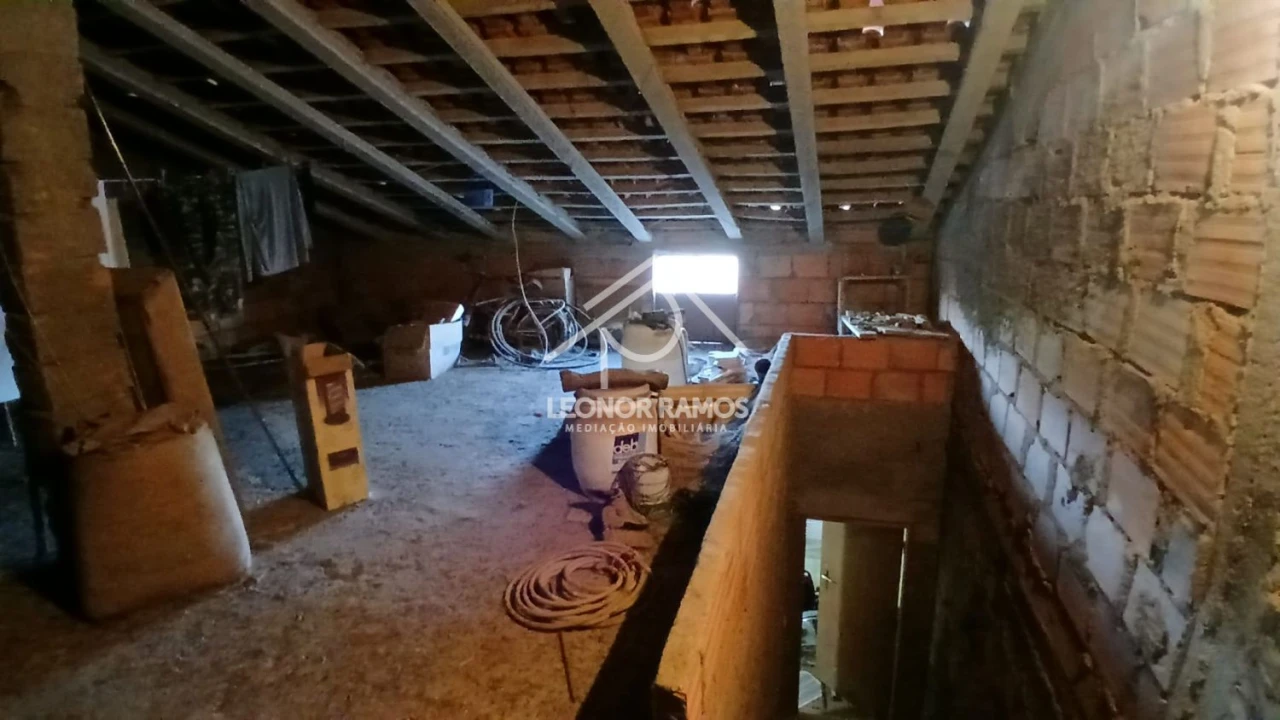 Moradia T3 para Venda em Escalos de Baixo e Mata Foto 13