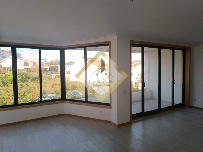 Moradia T4 para Venda em Gondomar (São Cosme), Valbom e Jovim Foto 8