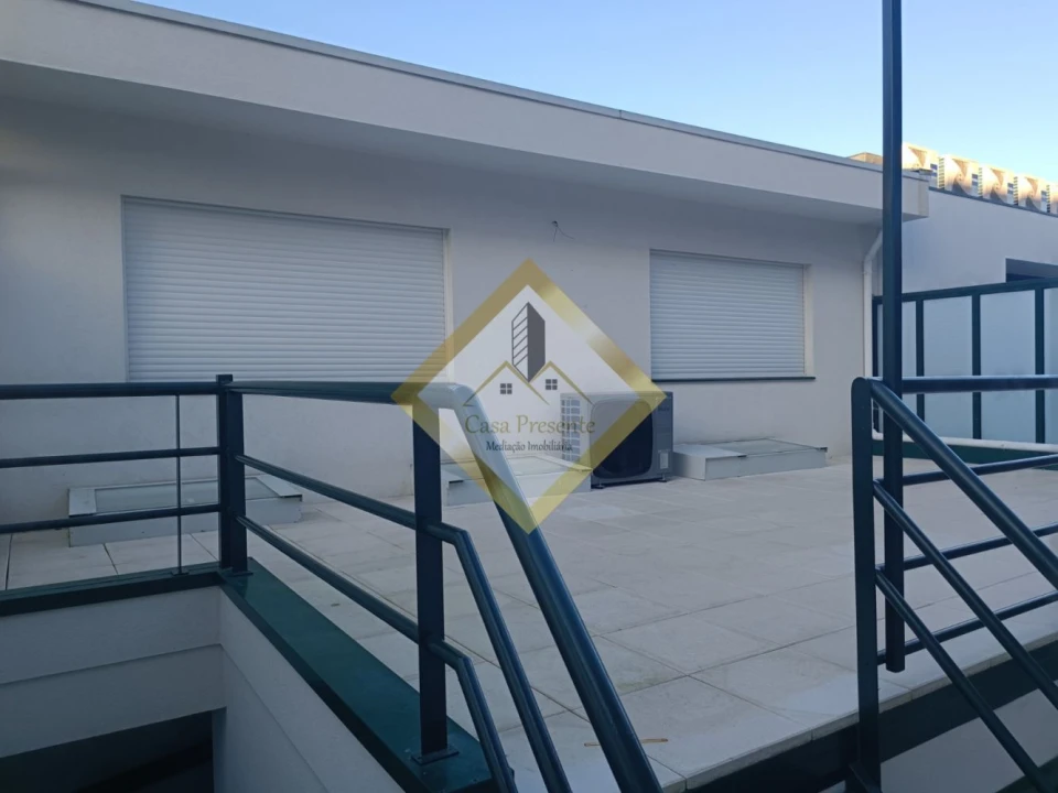 Moradia T4 para Venda em Gondomar (São Cosme), Valbom e Jovim Foto 23