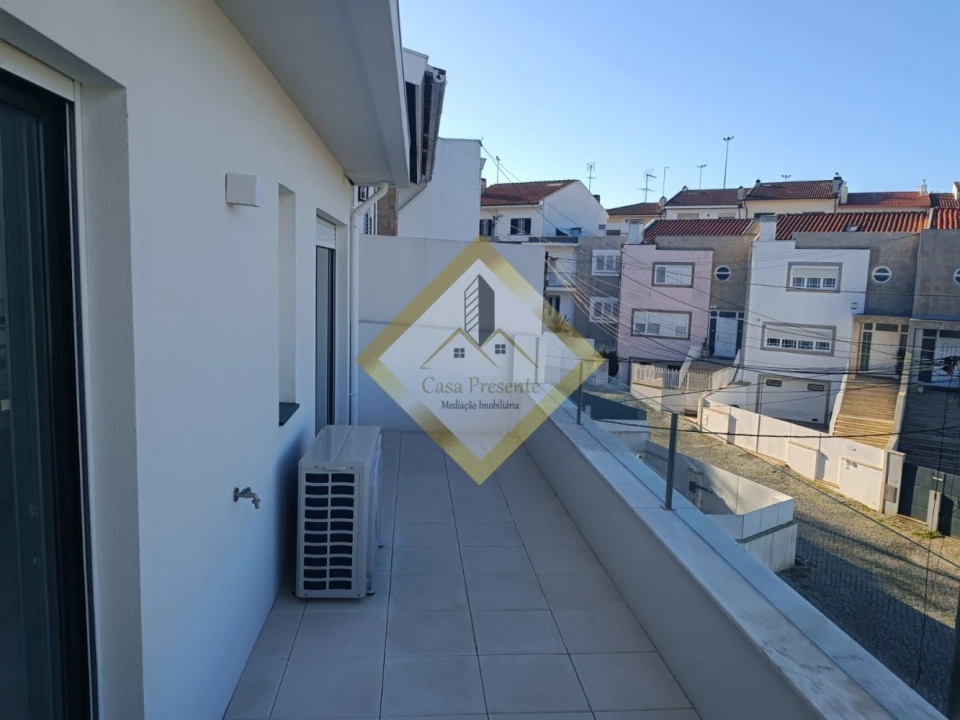 Moradia T4 para Venda em Gondomar (São Cosme), Valbom e Jovim Foto 25