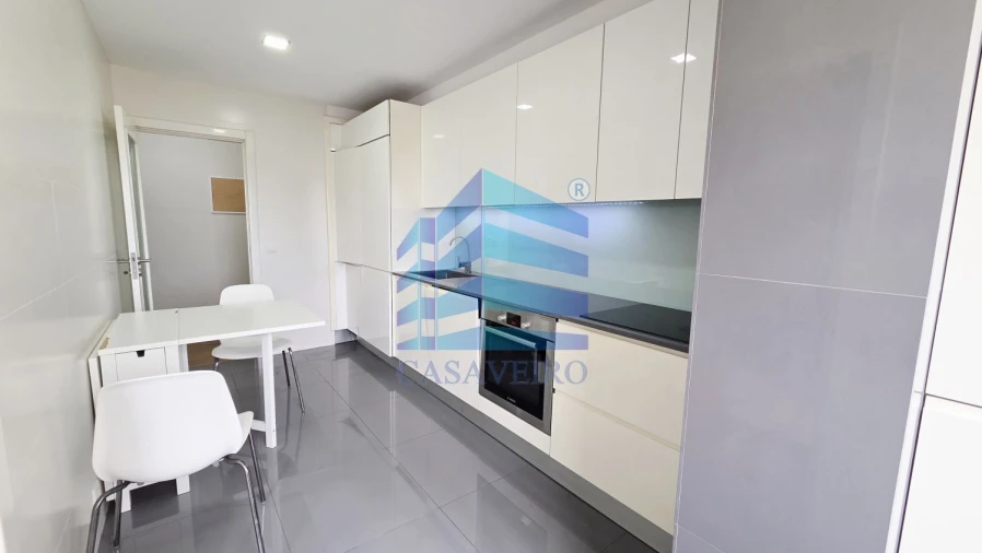 Apartamento T2 para Venda em Aradas Foto 1