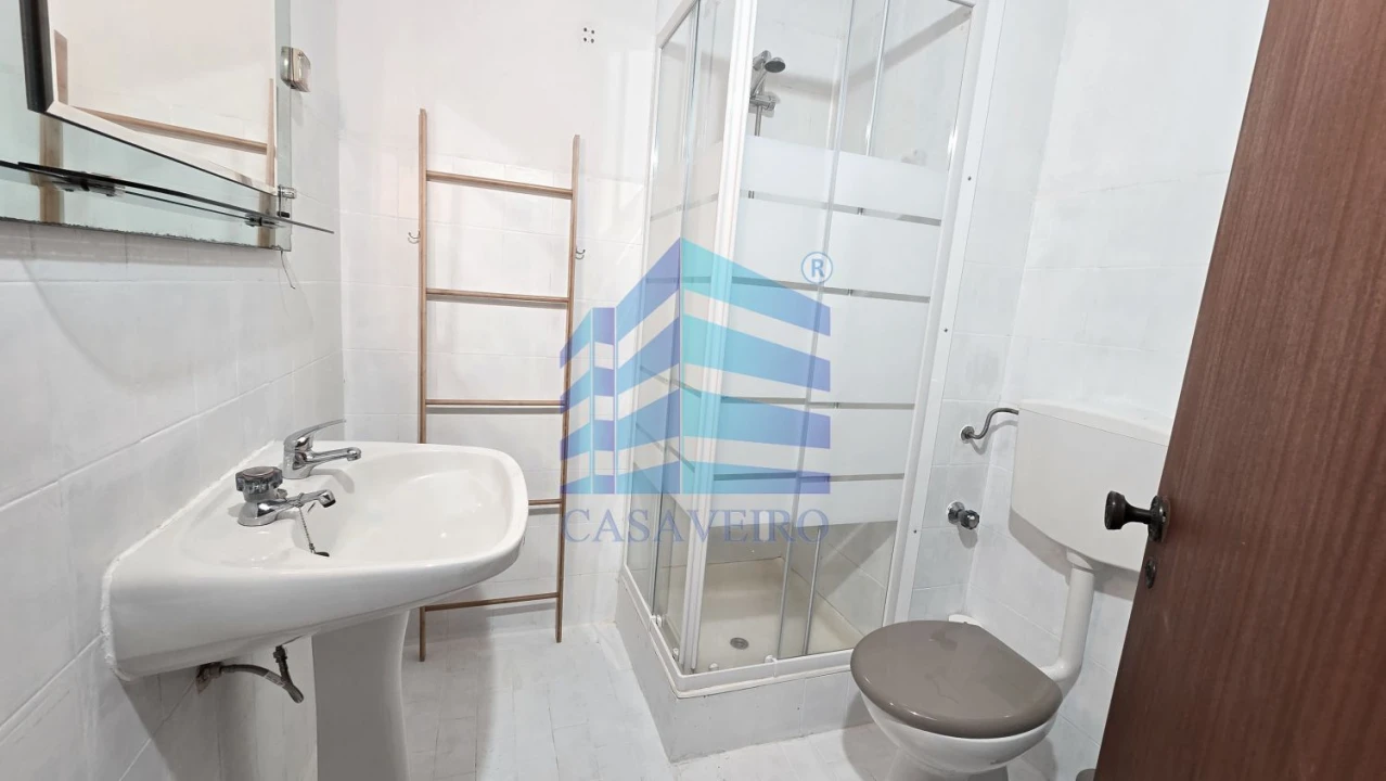 Apartamento T2 para Venda em Aradas Foto 15