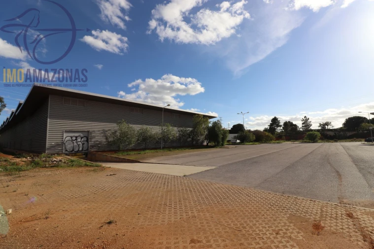 Loja para Arrendamento em Algoz e Tunes Foto 9