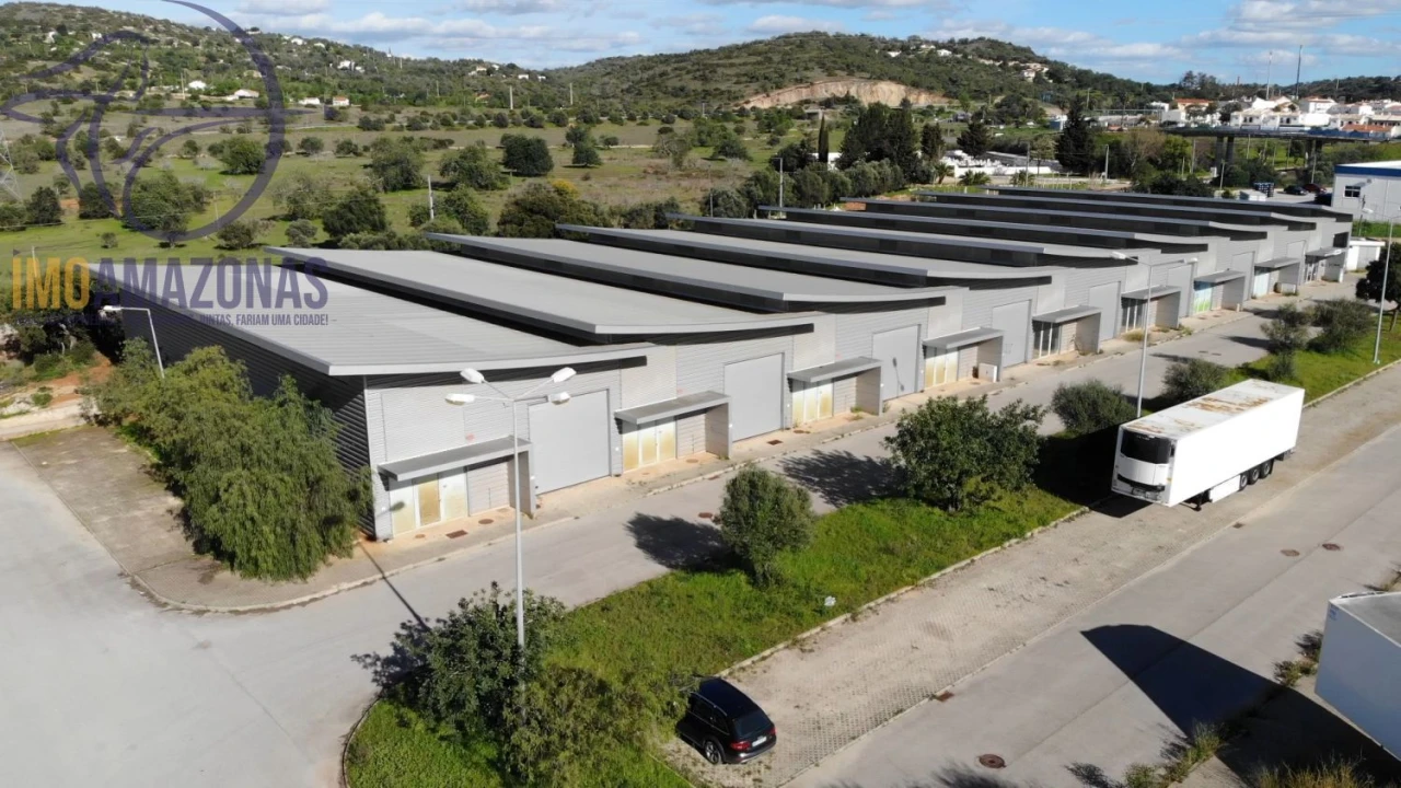 Loja para Arrendamento em Algoz e Tunes Foto 1