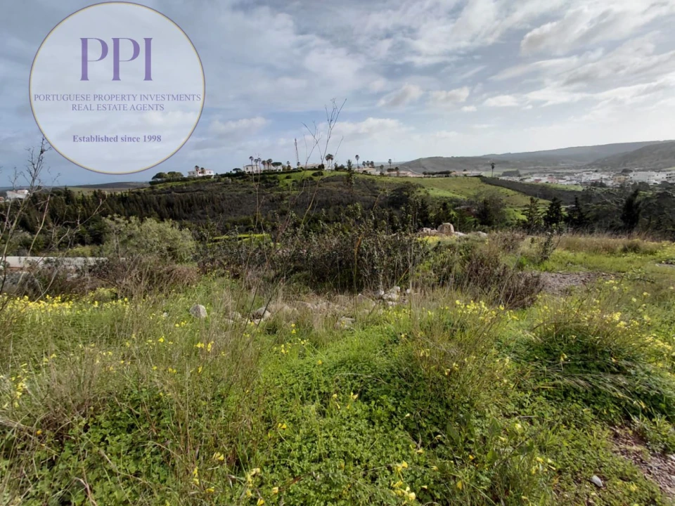 Terreno para Venda em Budens Foto 12