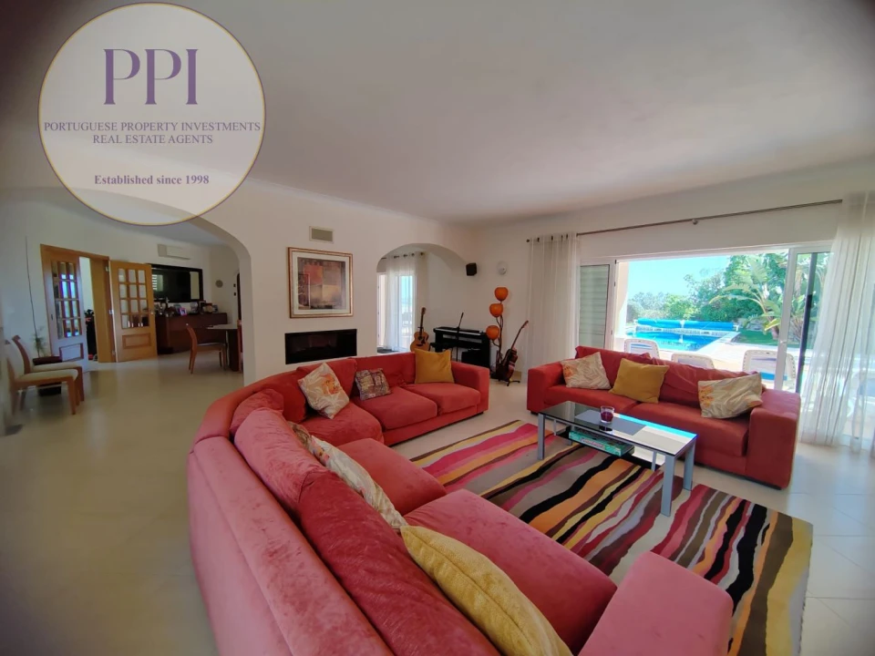 Moradia T5 para Venda em Budens Foto 23