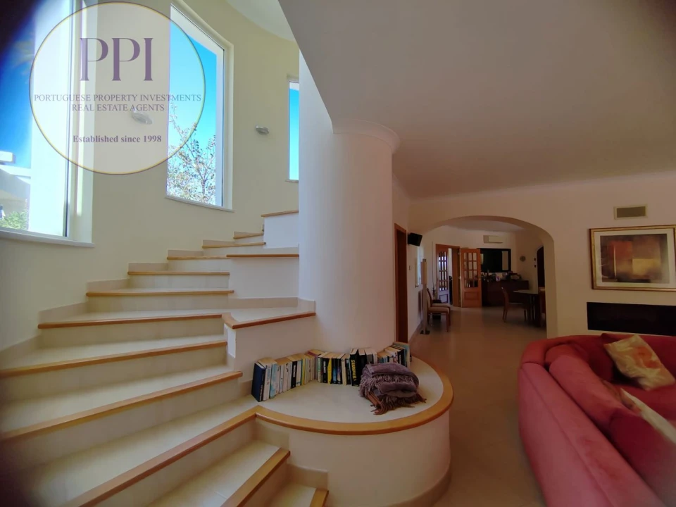 Moradia T5 para Venda em Budens Foto 24