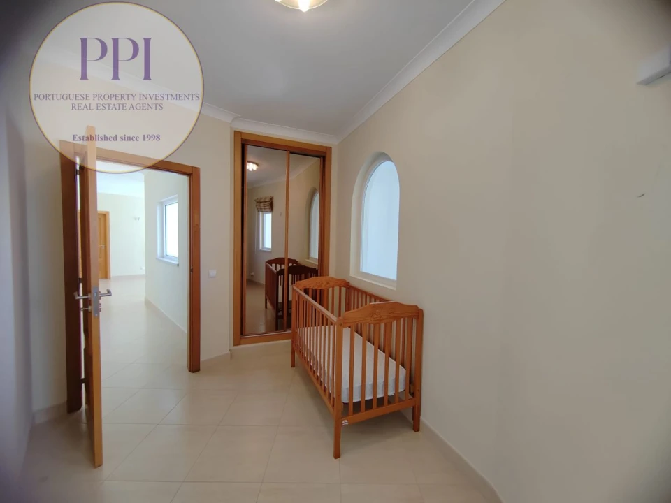 Moradia T5 para Venda em Budens Foto 43